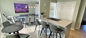 Modern 7-Bedroom Family Oasis