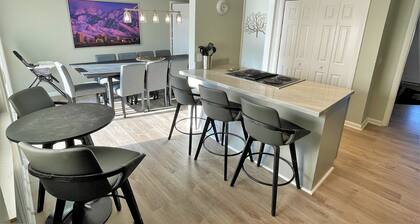 Modern 7-Bedroom Family Oasis