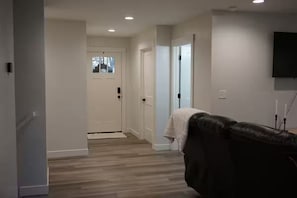 Interior - Cozy 2-bedroom house in nice Goshen with AC (Goshen)