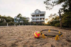 Sports court - Stunning OBX 6BR Estate, Pool, Spa, Game Room, Fire Pit & Volleyball (Salvo)