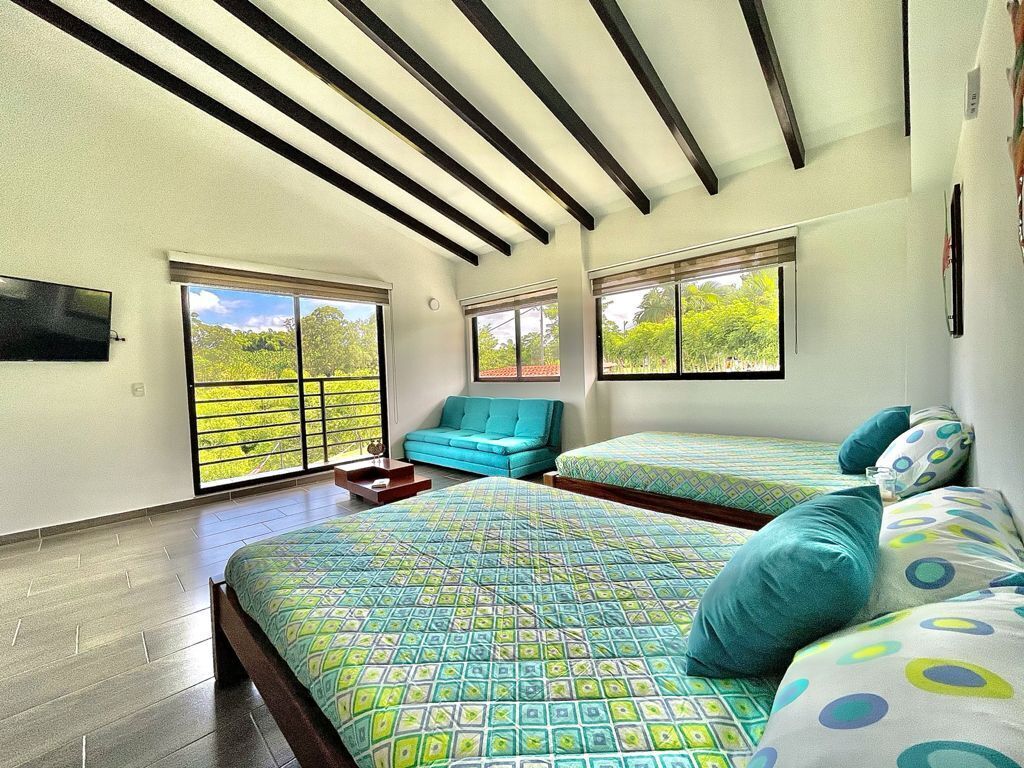 6 Schlafzimmer, Internetzugang, Bettwäsche