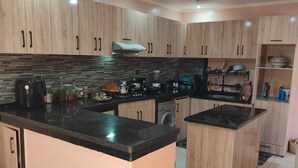 Apartemen Keluarga, pemandangan kebun | Dapur pribadi