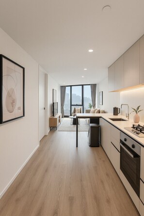 Fridge, microwave, oven, stovetop - 2B2B Luxury Suite #Au 108#Ocean & river views (Southbank)