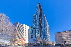 Exterior - MHYL#Mel Central 3B2B+1 parking QV1 / 152sqm (Melbourne)