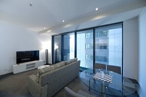 TV - MHYL #CBD 1BR| Southern Cross| Crown Casino| DFO (Melbourne)