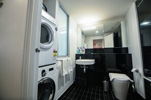 Hair dryer - MHYL #CBD 1BR| Southern Cross| Crown Casino| DFO (Melbourne)