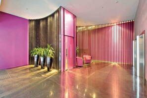 Interior - MHYL #2BR+1P |MelCentral|State Library|China town (Melbourne)