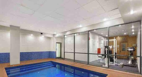 Pool - MHYL #CBD 2BR| Southern Cross| Crown Casino| DFO (Melbourne)