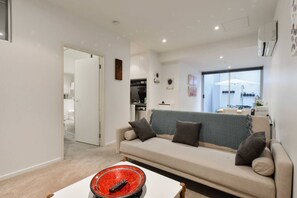 Interior - MHYL #CBD-Queen Victoria Market-Flagstaff 1BR Apt (Melbourne)