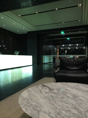Lobby - MHYL # CBD stylish 1BR Apt with city view (Melbourne)
