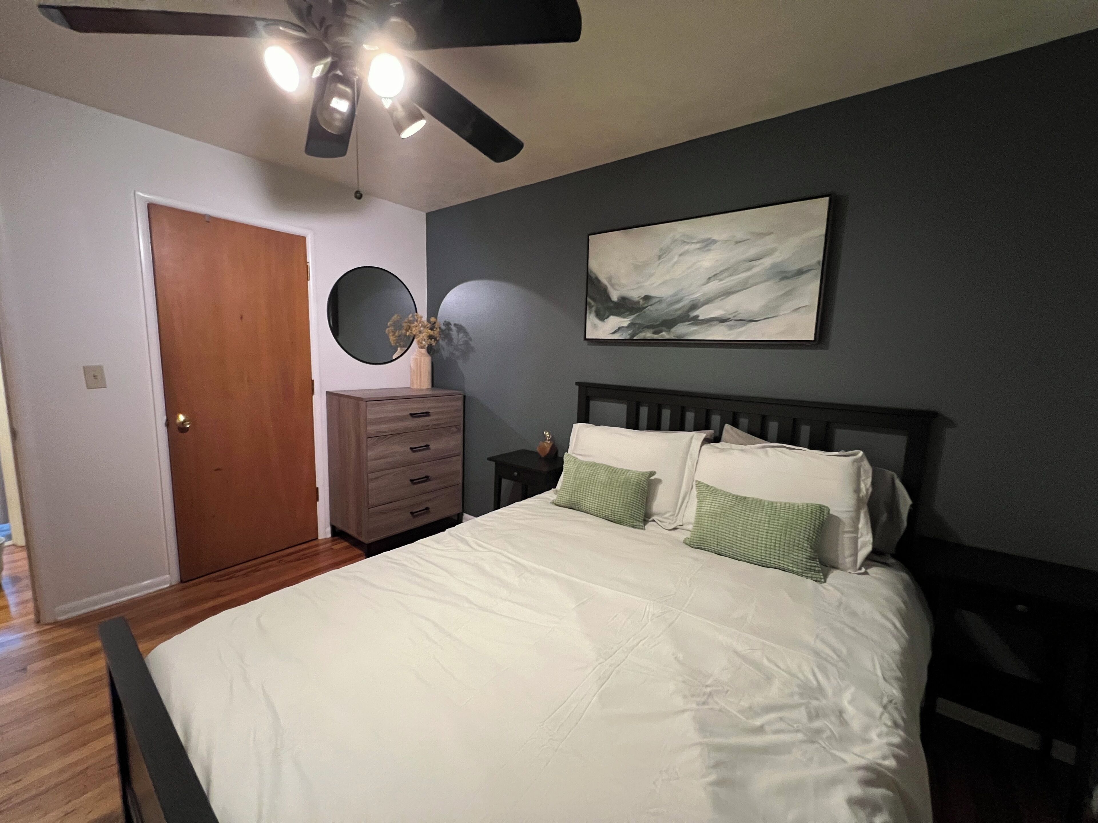 アイロン / アイロン台、WiFi、ベッドシーツ