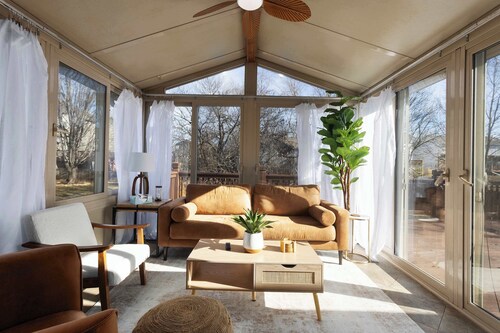 4BR House with 5 Kings, Game Room & Family Fun!