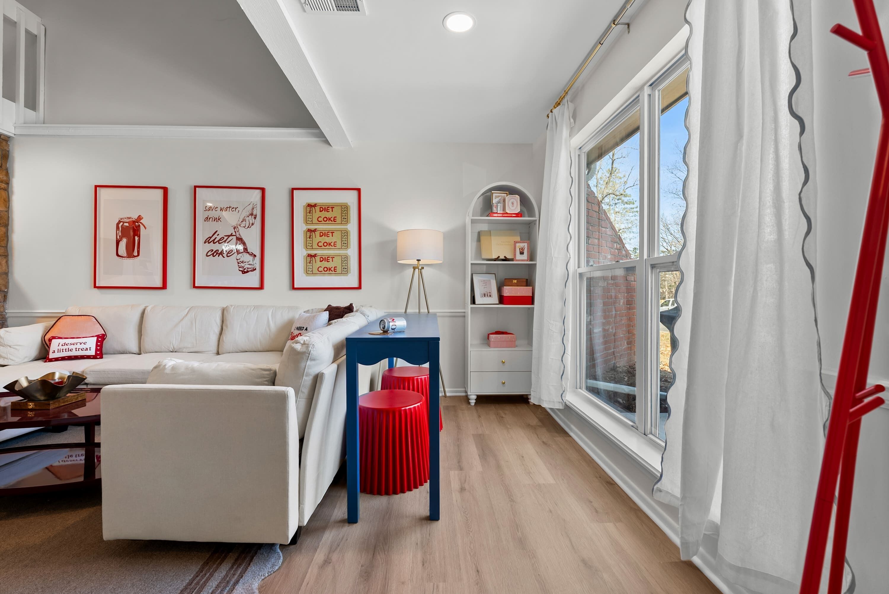 Télévision, jeux vidéo, baby-foot