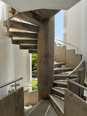 Property grounds - Welcome to your sunny oasis by the sea! (San Bartolomé de Tirajana)