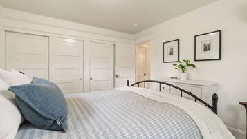 熨斗/熨衣板、WiFi、床单