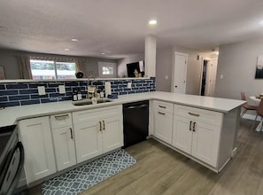 Private kitchen - Urban Mountain Getaway in Arvada: 4 King Beds + Hot Tub! Close to DEN, Red Rocks (Arvada)