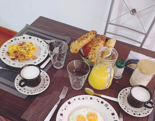 Suite-bedroom bed & breakfast in charming Modelia - Bogotá