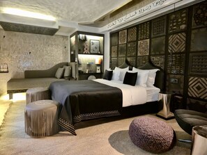 Deluxe Suite, Private Bathroom | Free WiFi