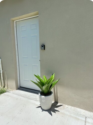 Perfect 1-bedroom apartment with AC in peaceful Rio Grande City