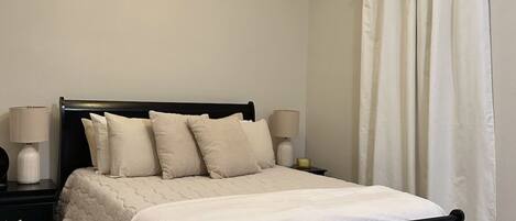 Fer et planche Ă repasser, Wi-Fi, draps fournis