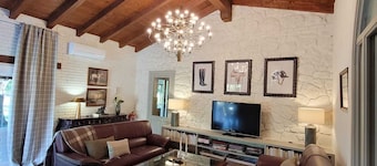 Rural House El Encanto