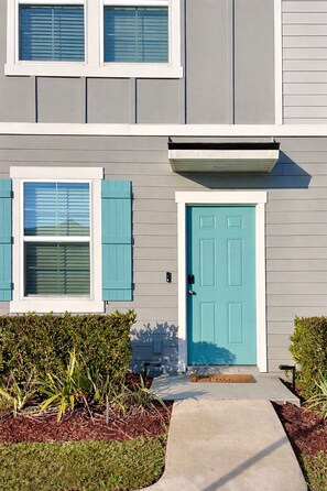 Exterior detail - King suite plus 2nd bedroom• 3 miles to downtown • free parking (St. Augustine)