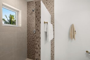 Dusche, Haartrockner