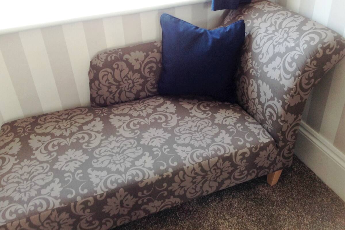 Luxury Double Room | Iron/ironing board, free WiFi