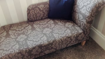 Luxury Double Room | Iron/ironing board, WiFi (free)