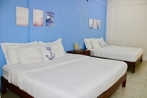 5 bedrooms, iron/ironing board, WiFi, bed sheets - Altamar Playa La Ropa - 5 Bedrooms - 10 King - Swimming Pool - 400 m Beach - 20 People (Zihuatanejo)