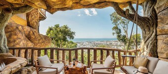 The Peak Sanctuary - Dien Tien Mountain