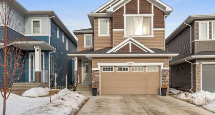 Home Away From Home - Private Entrance - Your Budget-Friendly, Beautiful Stay.