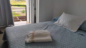 Accès Internet, draps fournis