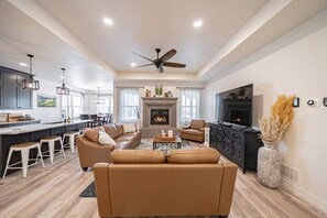 TV, fireplace - Teton Valley Getaway | Hot Tub, BBQ + Pet Friendly! (Ashton)