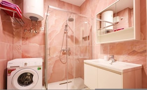 House - Grandstay Urban Seven (Durrës)