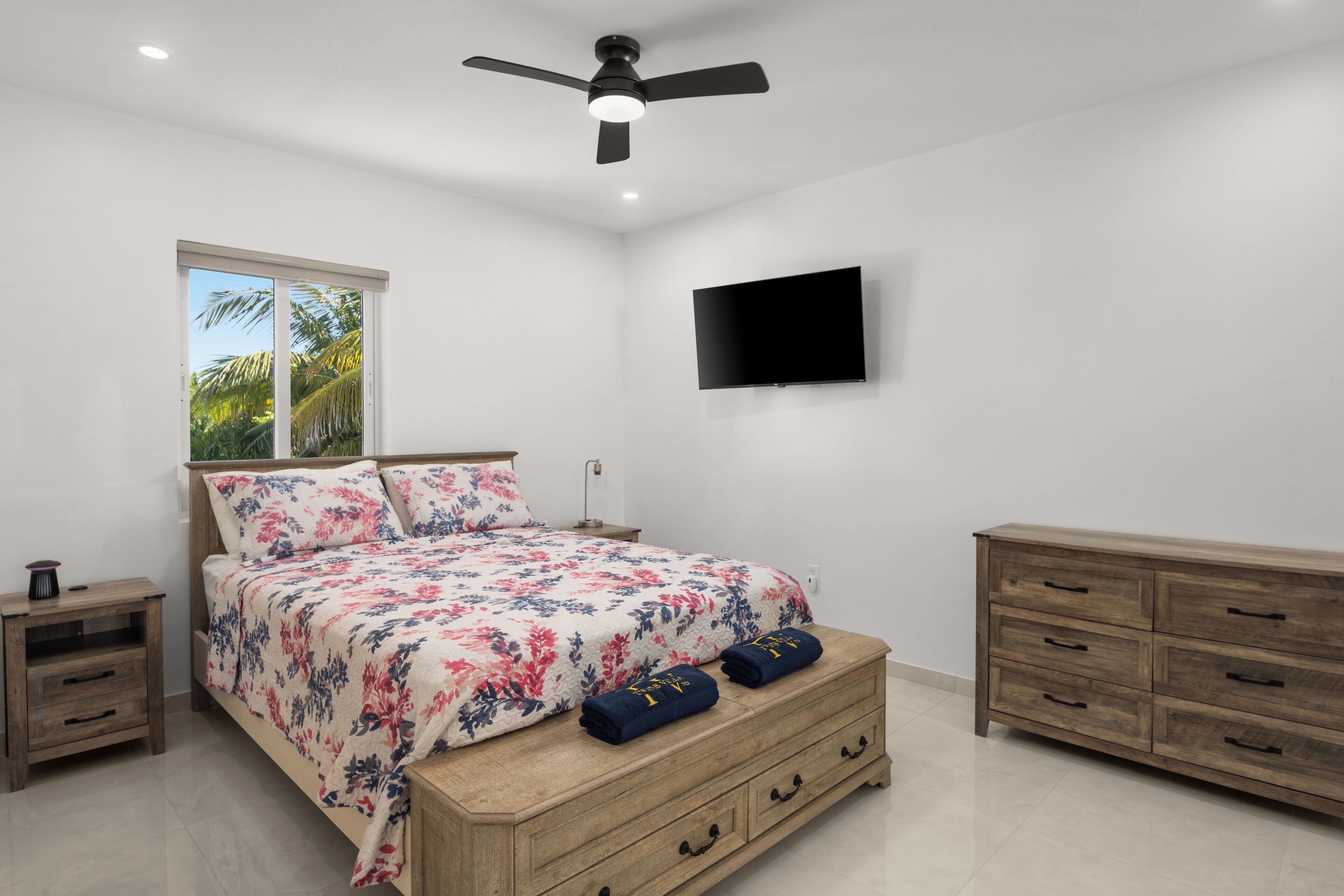 2 chambres, accès au Wi-Fi (inclus)