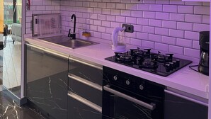 Private kitchen - Stylish apartment with Bosphorus view (İstanbul)