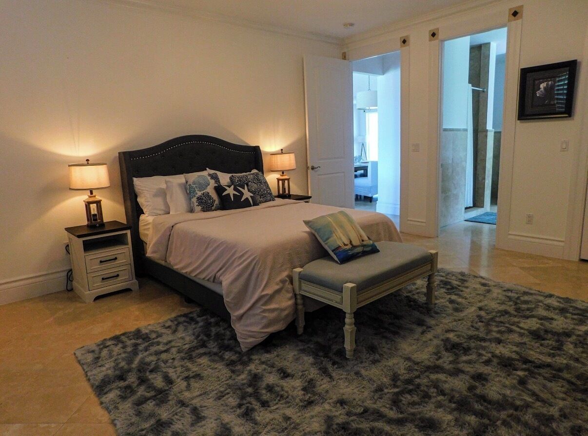 4 bedrooms, iron/ironing board, travel crib, free WiFi