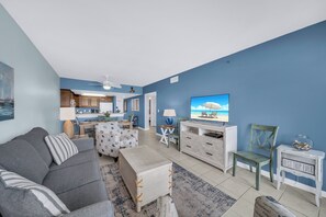 Smart TV, DVD player, books, computer monitors - Beachfront condo with pool, private balcony, perfect for families. (Gulf Shores)