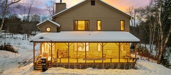 Jamaica Chalet: 3 Kings + Arcade | Starlink