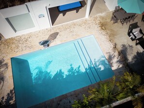 Outdoor pool, a heated pool - Luxury Coastal Villa: Private Pool - Beach - Resort Style (Dorado)