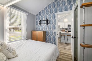 2 slaapkamers, een strijkplank/strijkijzer, wifi, beddengoed