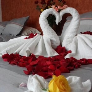 Desk, free WiFi - HOTEL QUINTA REAL LAS PALMAS MALINALCO (Malinalco)