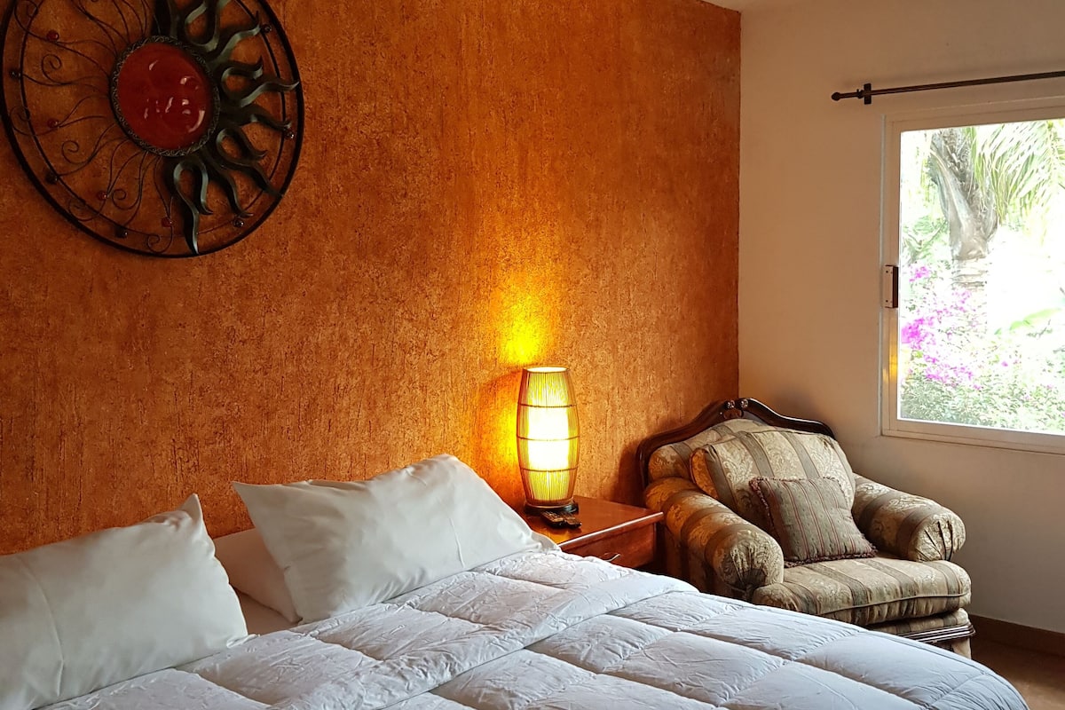 Premium bedding, down duvets, desk, free WiFi