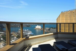 Terrace/patio - Stylish Apartment In The Rocks with City view (The Rocks)