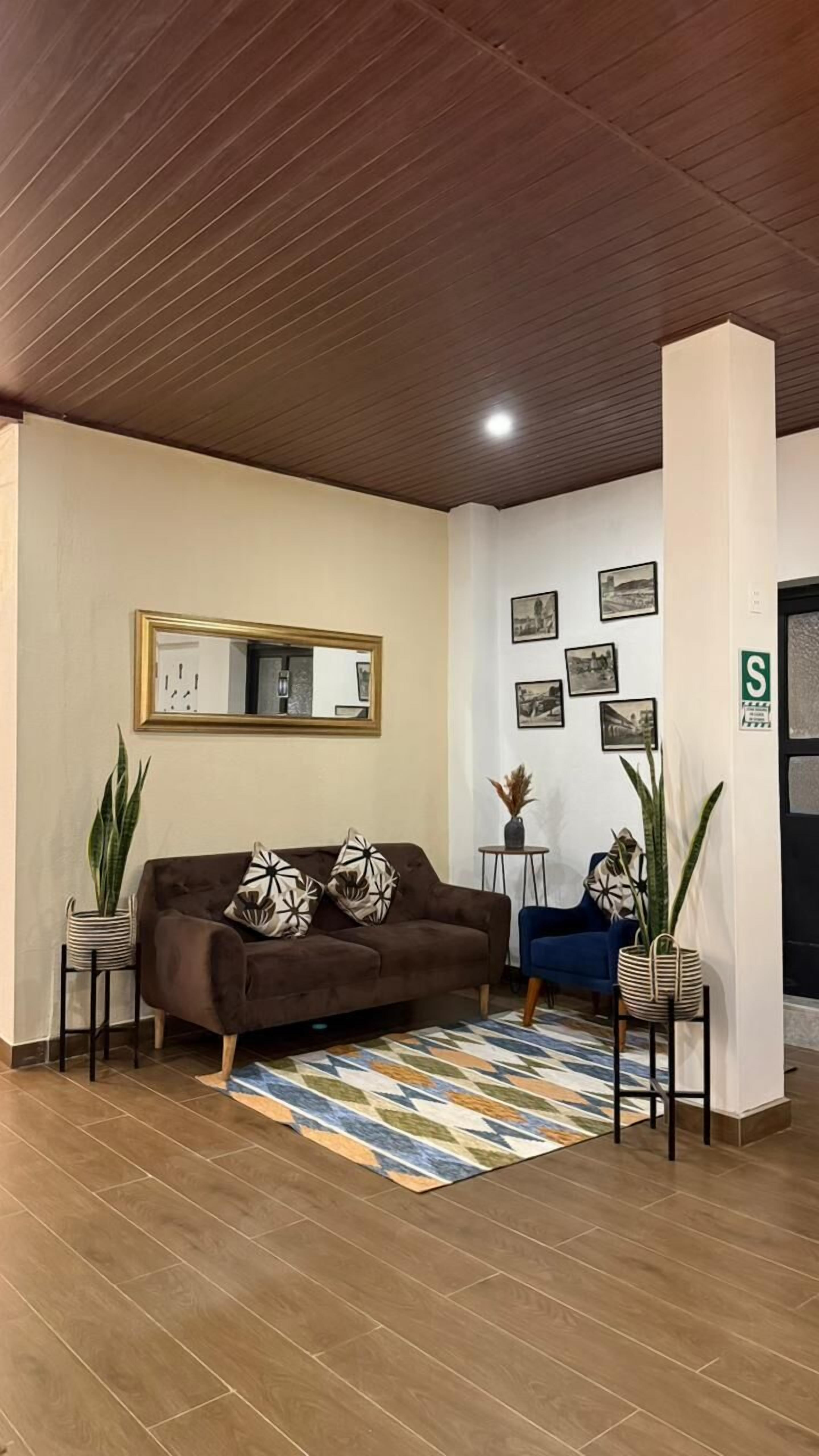 En 43-tommers smart-TV med digitale kanaler