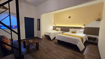 Hypo-allergenic bedding, in-room safe, blackout curtains, soundproofing