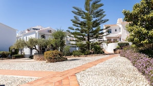 Property grounds - Capistrano Village, 1 Bedroom (Nerja)