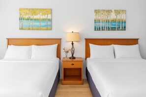 1 bedroom, iron/ironing board, free WiFi, bed sheets - Chic Mountain Hideout in Canmore DT Near Banff! (Canmore)
