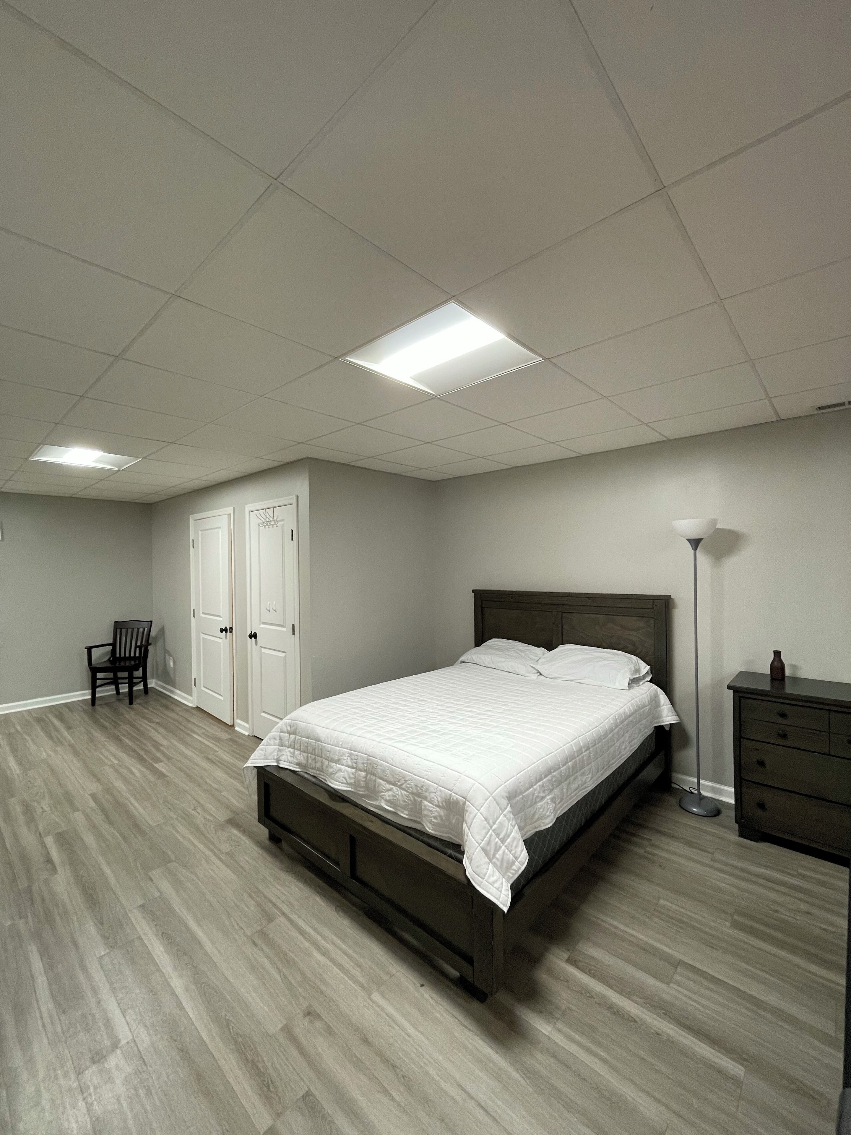 4 Schlafzimmer, Bügeleisen/Bügelbrett, Reisekinderbett, WLAN